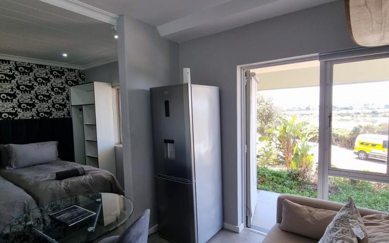 To Let 1 Bedroom Property for Rent in Dolphin Beach Western Cape